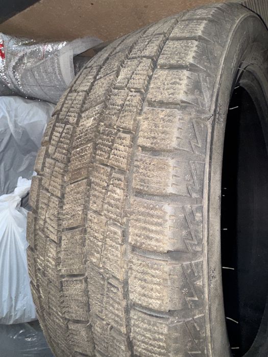 Продам шины в хорошем состояние