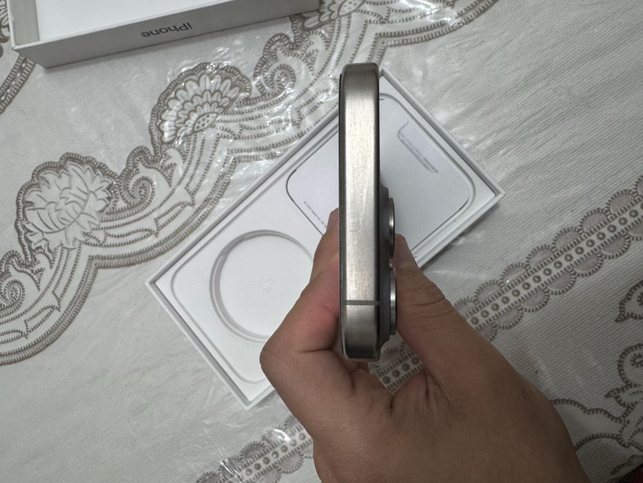 Iphone 15 pro 256gb natural