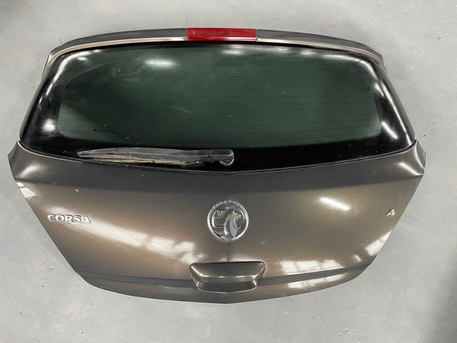 Dezmembrez opel corsa 2014