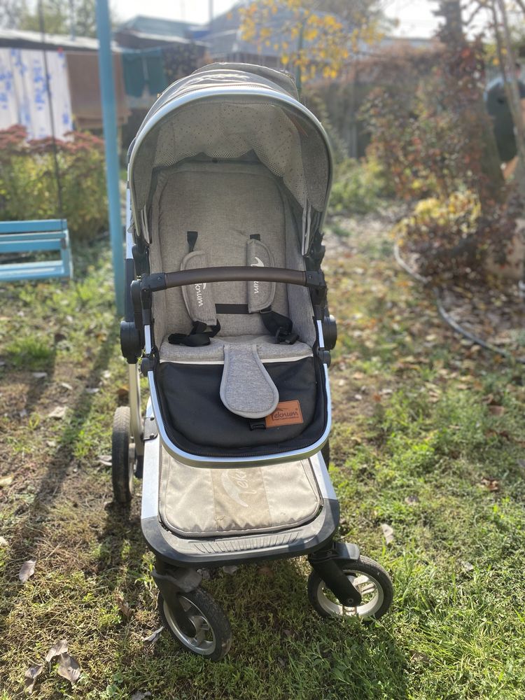 Продам коляску 3в1