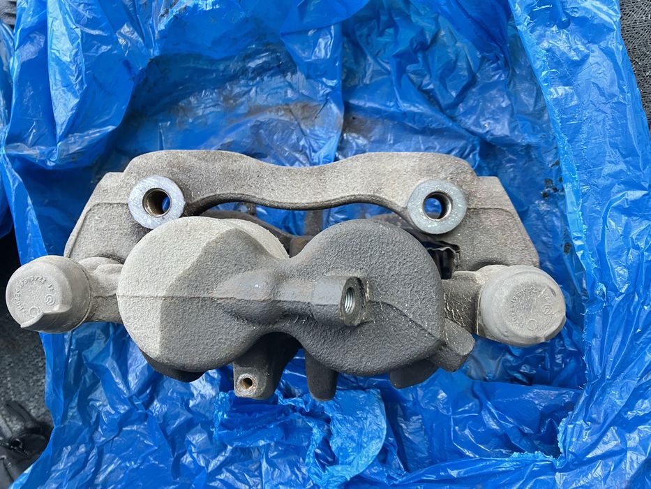 SET Etriere Fata Brembo Mercedes Benz W639 Viano 3.0 V6.2013