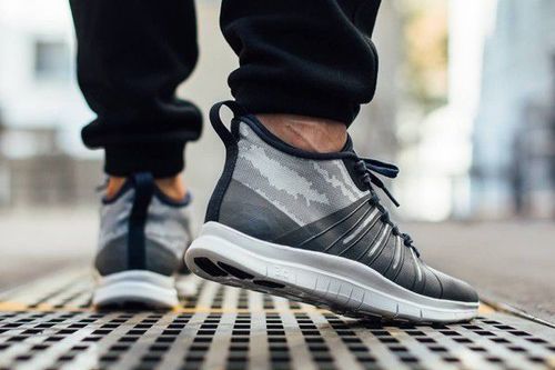 Adidasi Nike Hypervenom 2 fc de strada 100 % autentici mercurial free