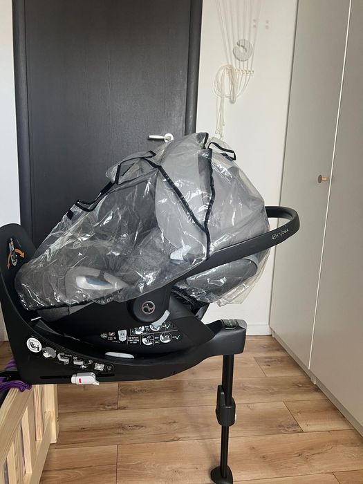 Scoica Cybex Cloud Z i-size Plus + baza Z isofix