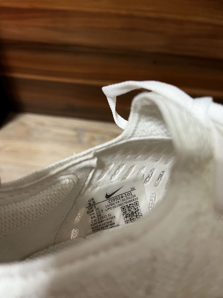 НОВИ Nike Air Zoom / Flyease