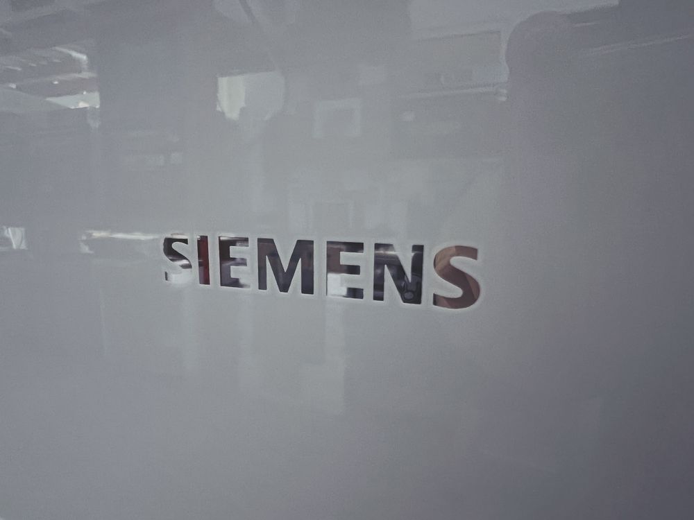 SIEMENS Cuptor electric, IQ700, Fabricat in Germania 2022