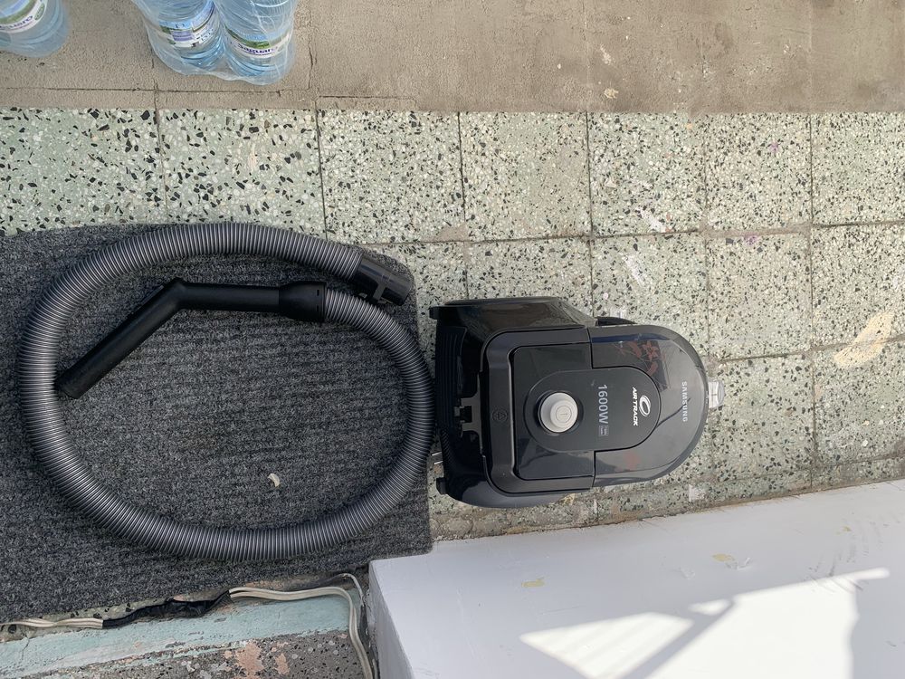 Прахосмукачка Smsung 1600w  25лв