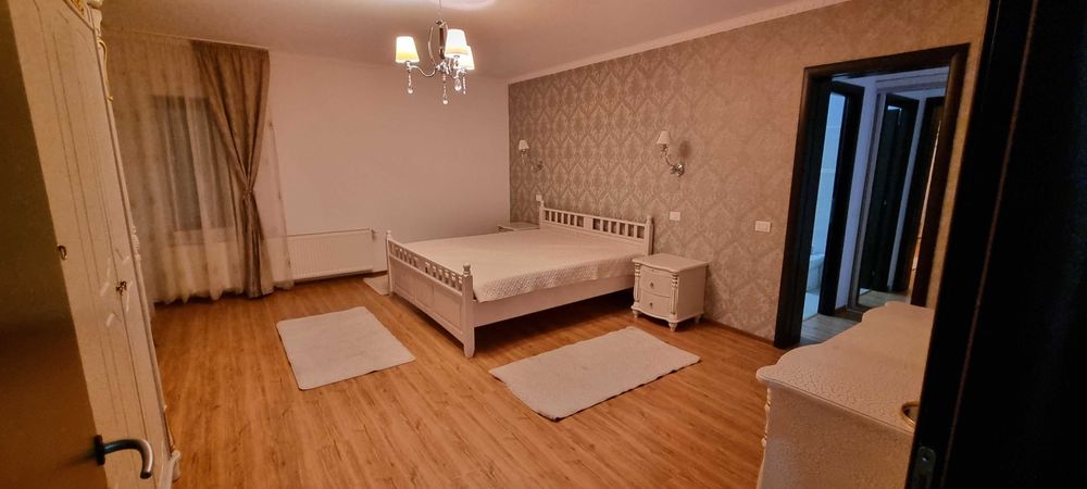 De Inchiriat vila cu piscina, mobilată  in Pipera, str. Drumul Negru