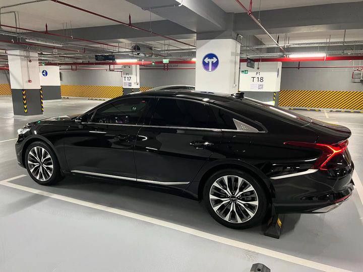 Kia 8 full 2022-yil