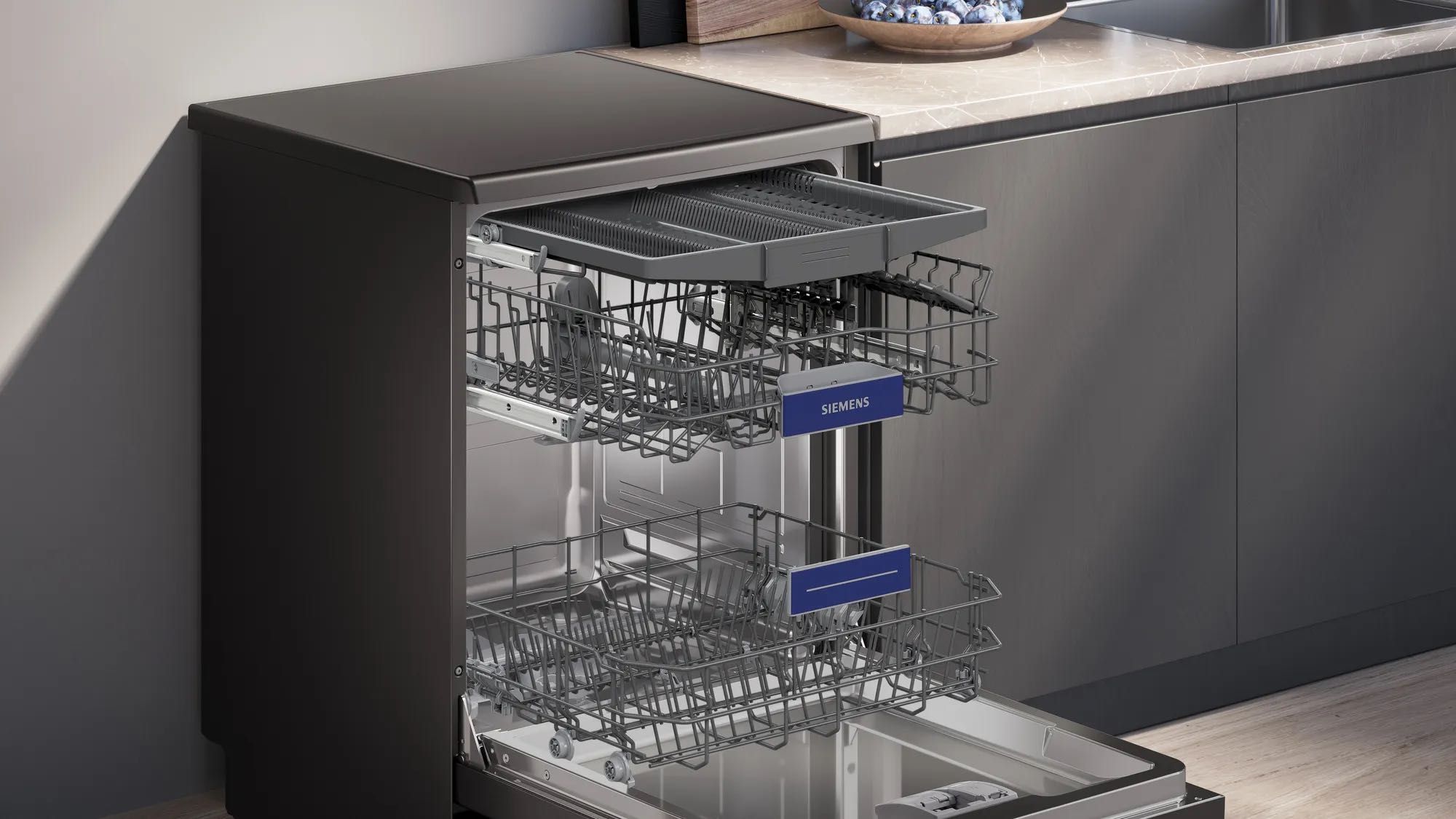 Съдомиялна SIEMENS iQ300 SN23EC03ME 60 см