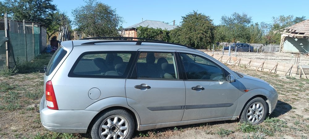 Ford focus 1 1.8 benzină