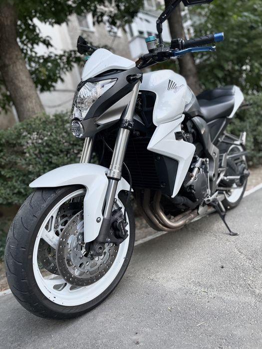 Vand Honda CB1000R