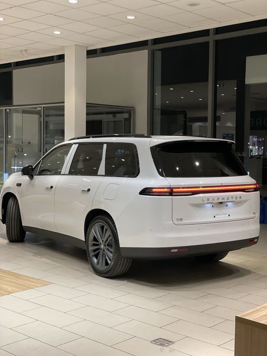 Leapmotor C16 Hybrid 2026 Full