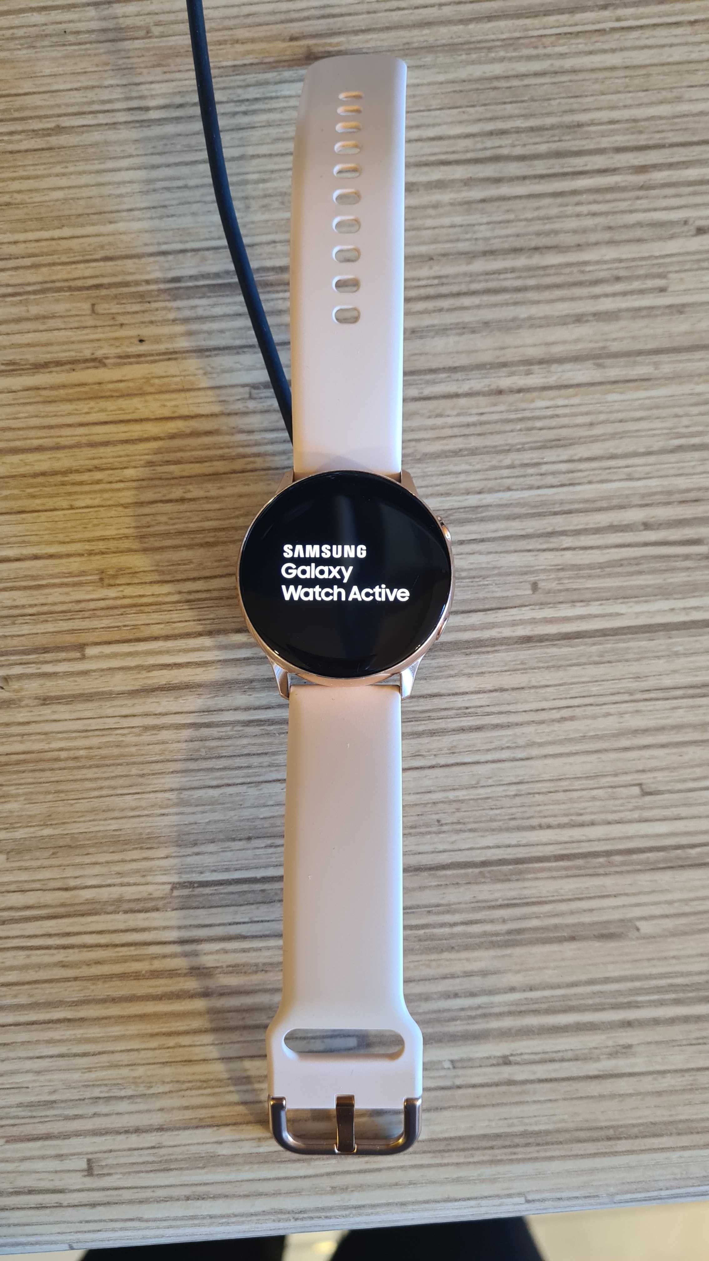 Ceas Smartwatch Samsung Galaxy Watch Active, 40mm, Rose Gold.