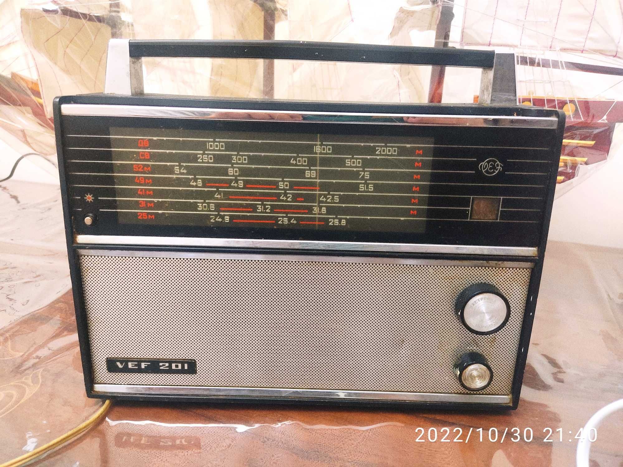 Антиквар Радио  VEF 201 СССР пайтиги 1 биринчи  радиолардан