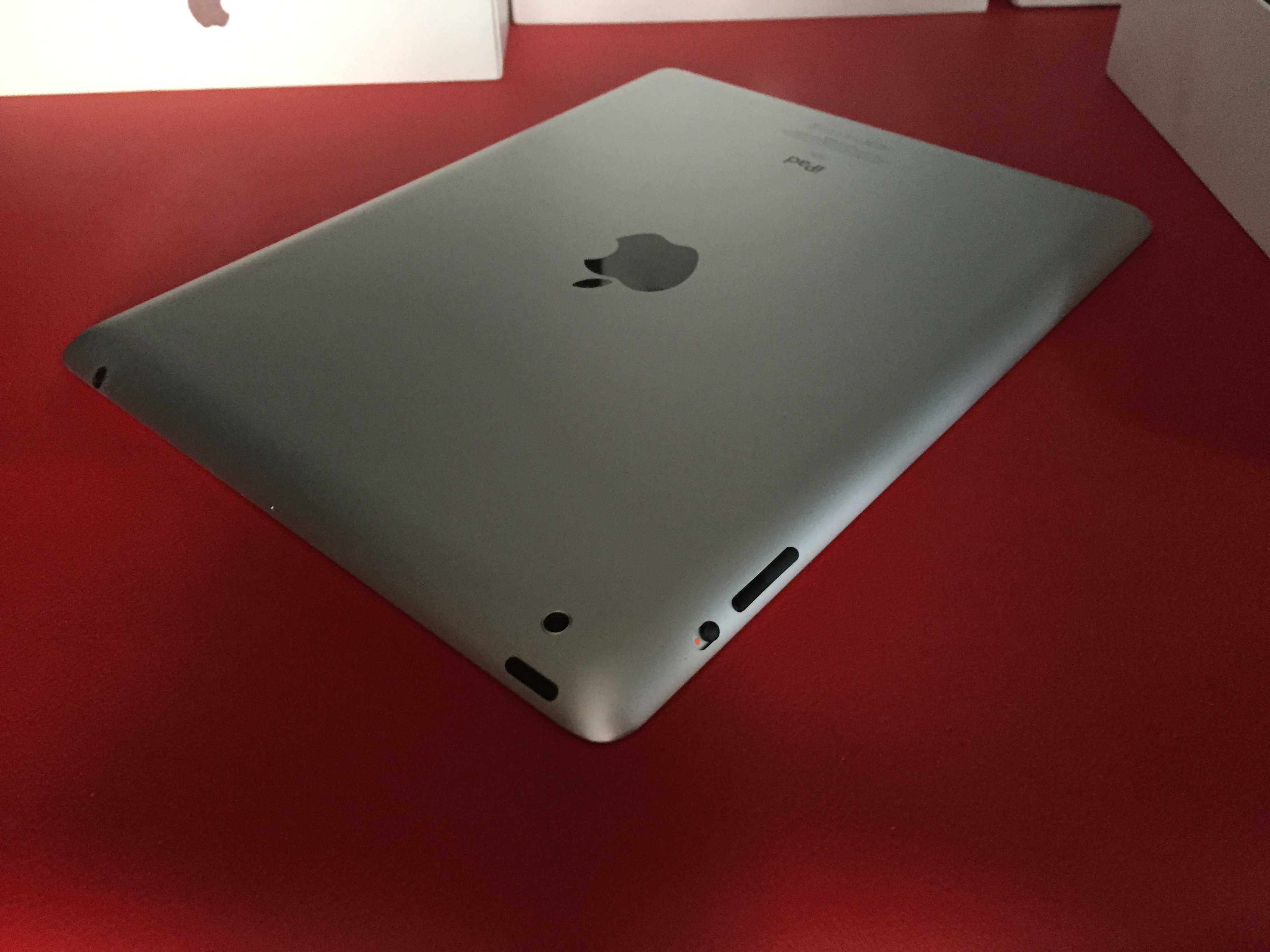Apple iPad 2 16GB WiFi черен Модел А1395