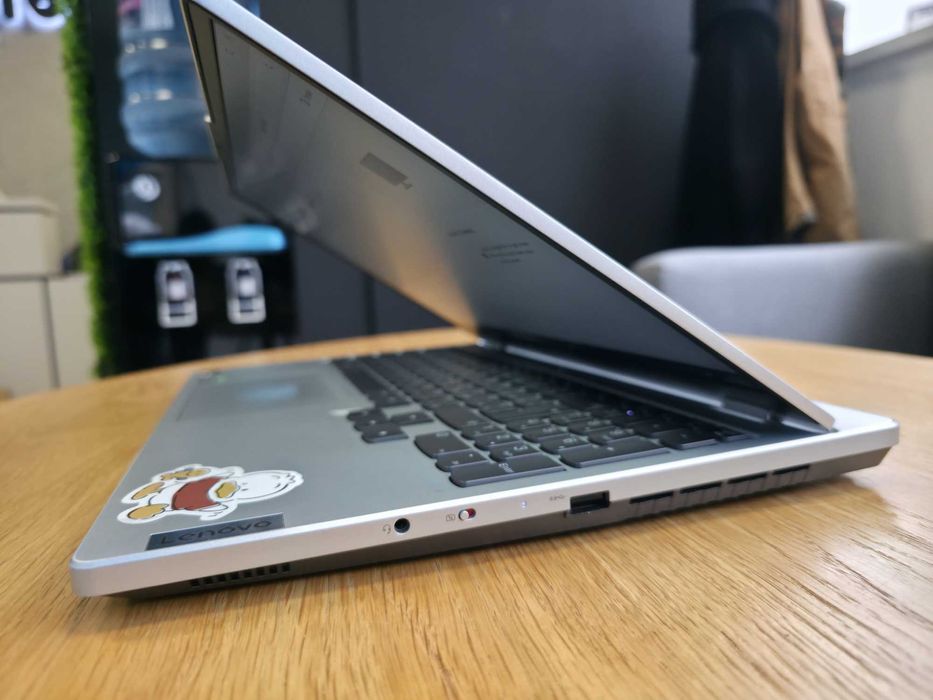 Lenovo Legion 5 15ARH7 – отлично състояние