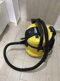 Aspirator Karcher injecție-extracție/spălare DE ÎNCHIRIAT 70 de lei