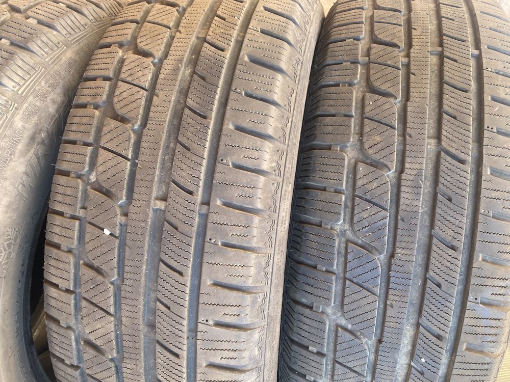 Cauciucuri iarna Volkswagen Touareg …235/65R18