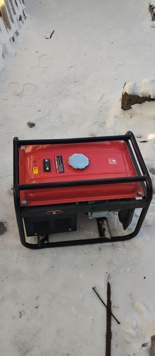 бензиновый генератор EDON PT-3000