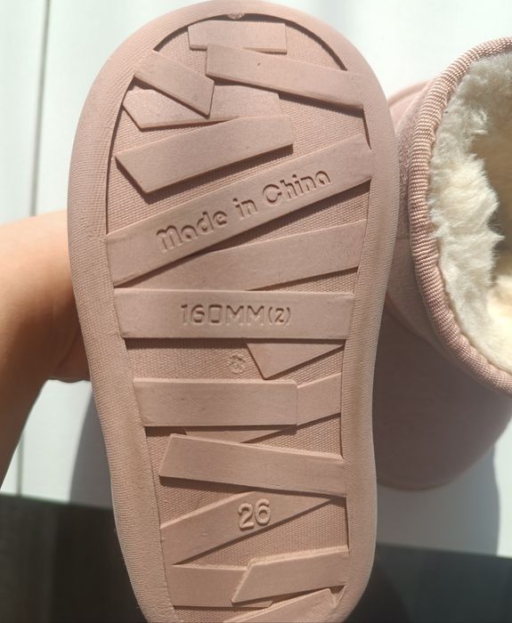 Топли боти за момиче