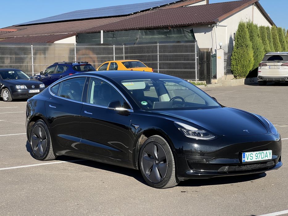 Tesla Model 3 Standard Range Plus