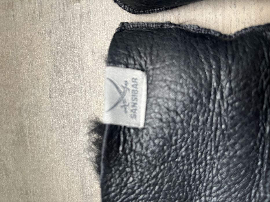 Manusi piele , imblanite , noi