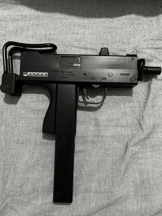 airsoft mini machine gun uzy