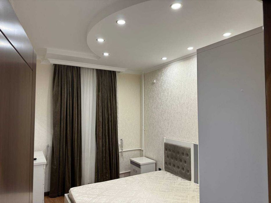 2шка оп цене однушки рядом с Посольство России