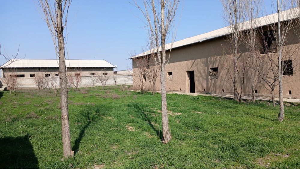 Участка сотилади