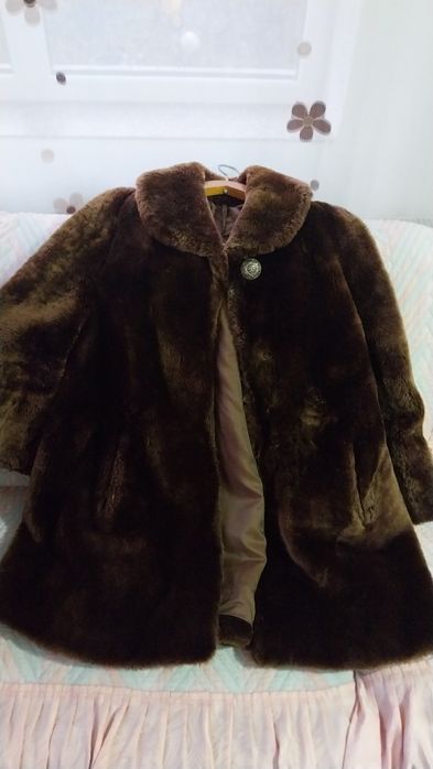 Haine blana marime mare