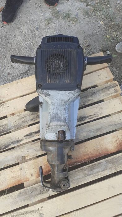 Бензинов къртач Atlas Copco Cobra 148