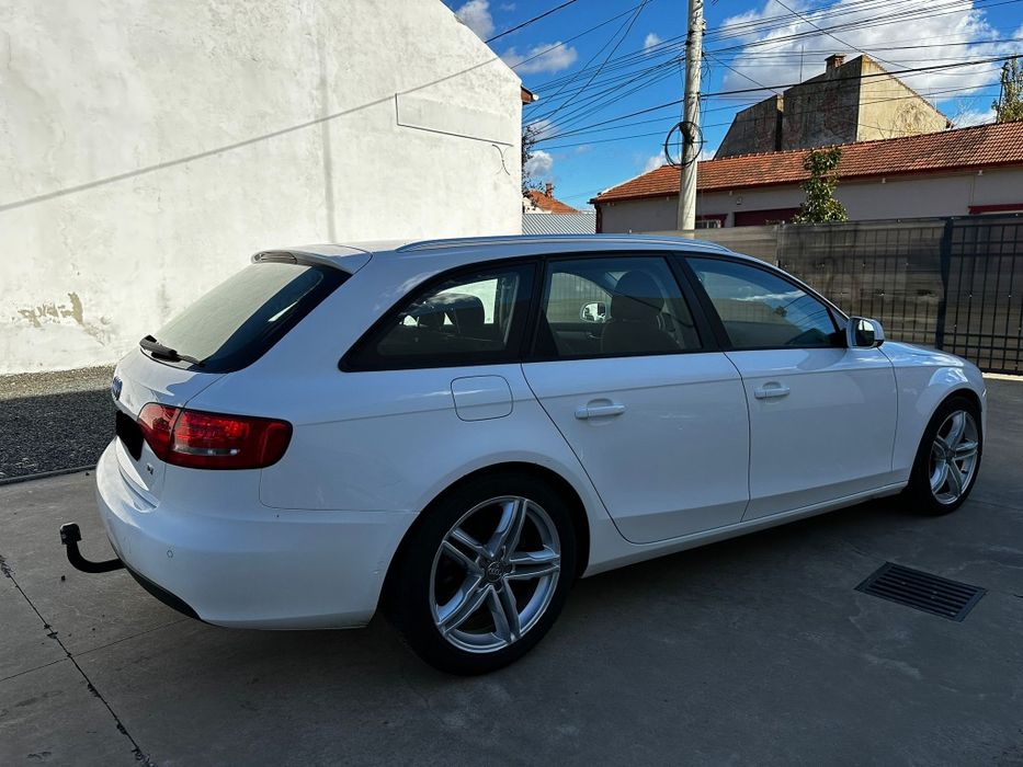 2012 Audi A4 B8 - 2.0TDI 143CP Euro 5 - Xenon * LED