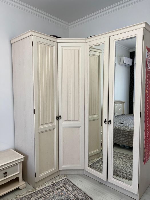 Продается спальная гарнитура