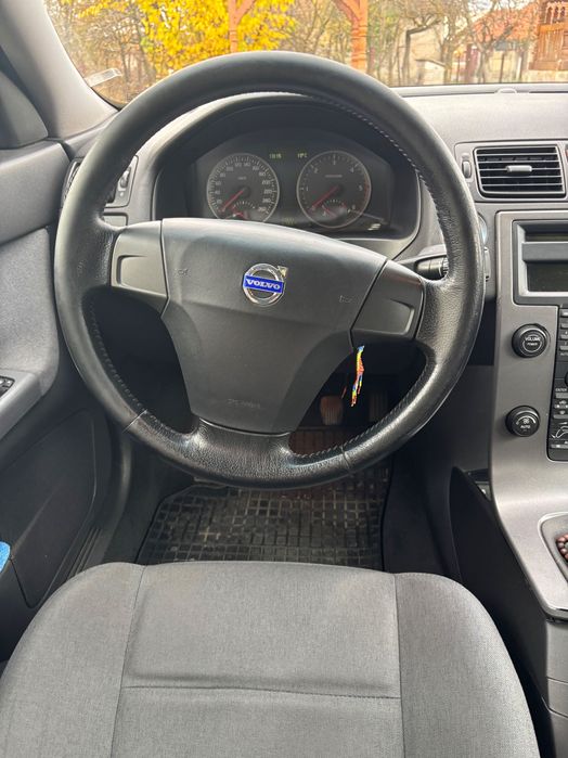 Vând Volvo s40, 2.0l, diesel, 136cp, 2007!