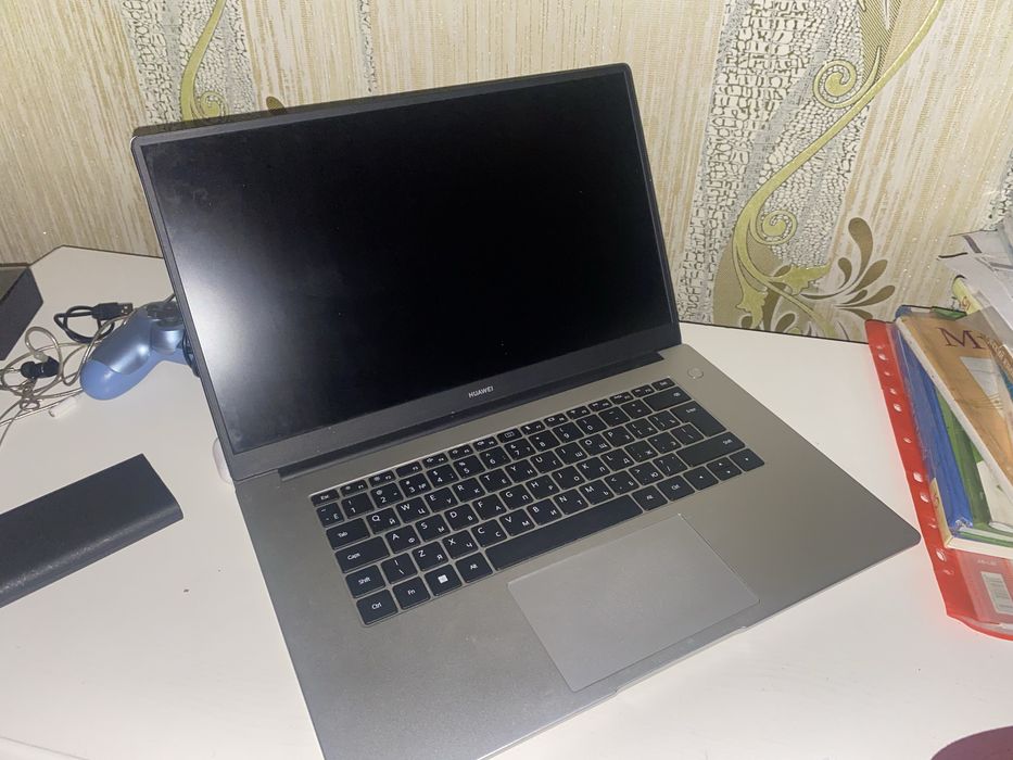 Ноутбук новый Хуавей