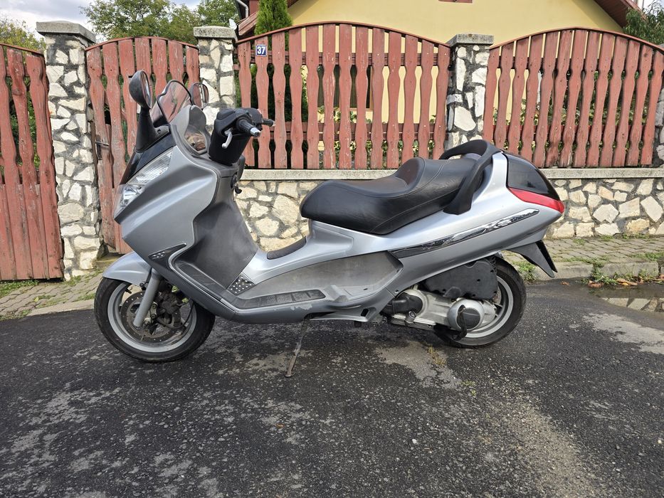 Piaggio x8 200cc