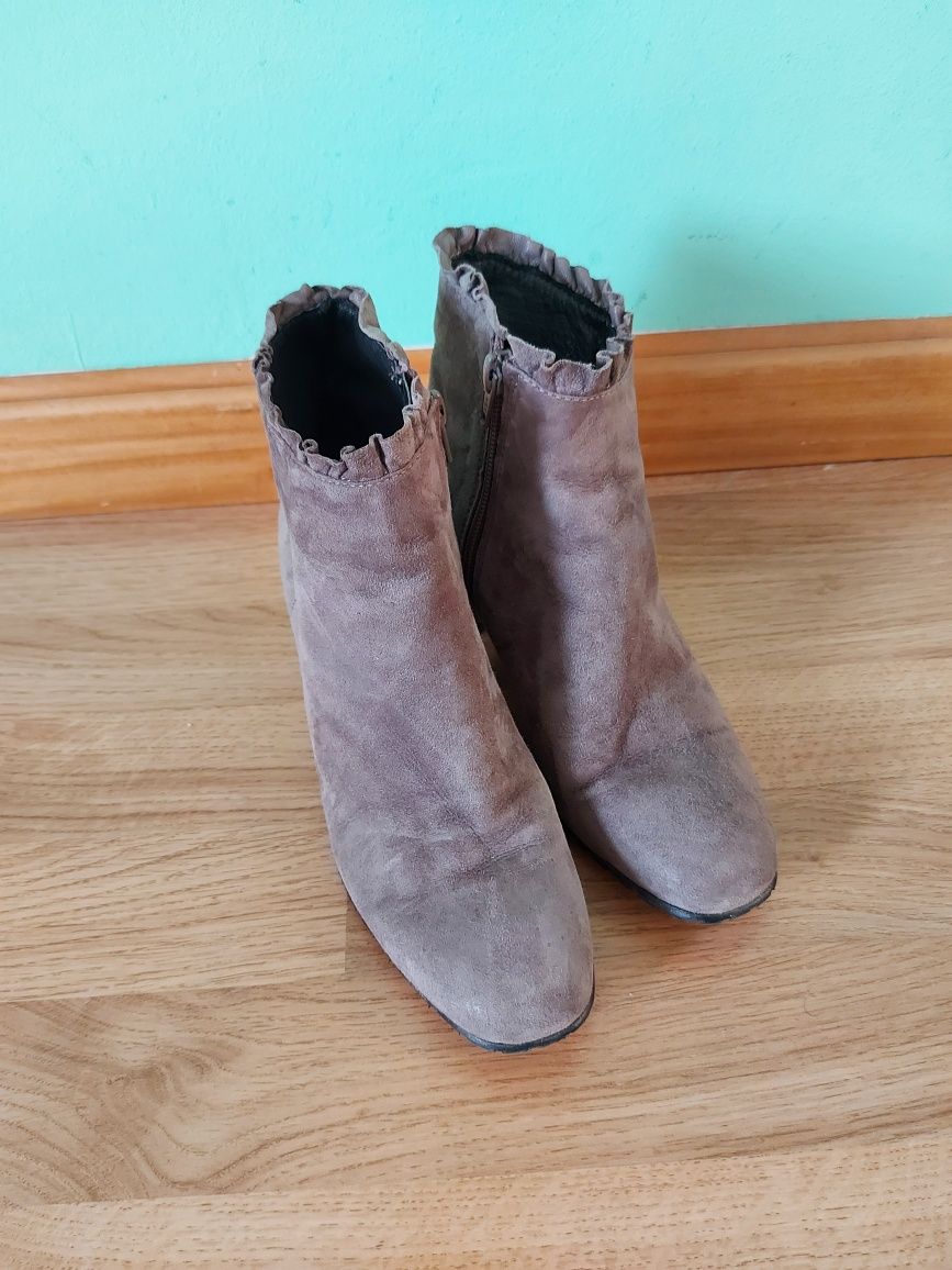 Botine piele intoarsa, 37