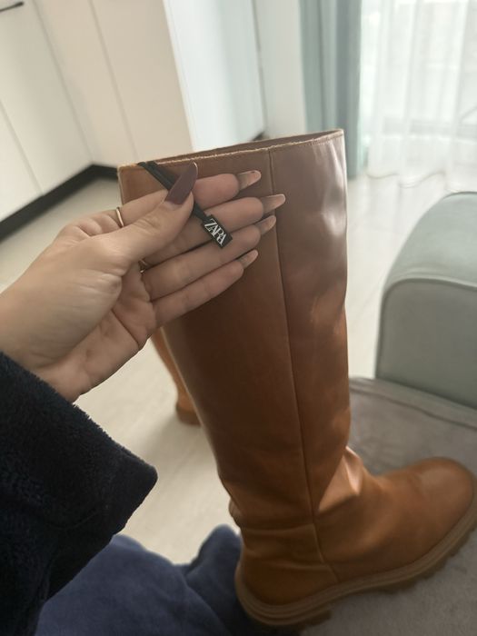 Cizme din piele naturala maro marimea 36 zara