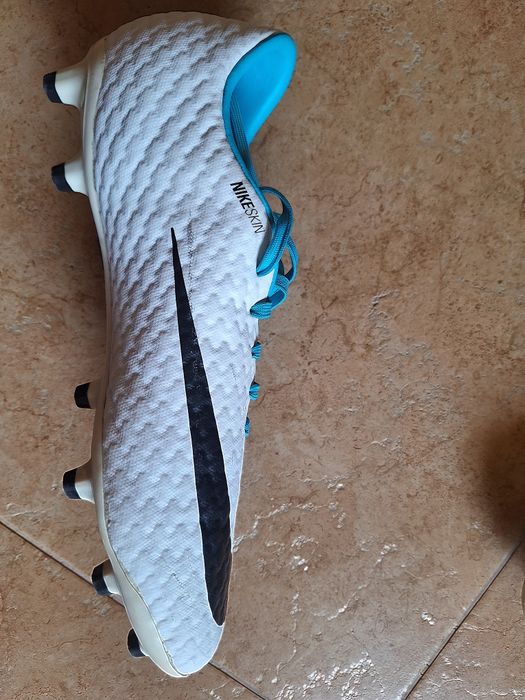 Nike Phantom Venom Elite FG На Разпродажба!!
Размер: 4