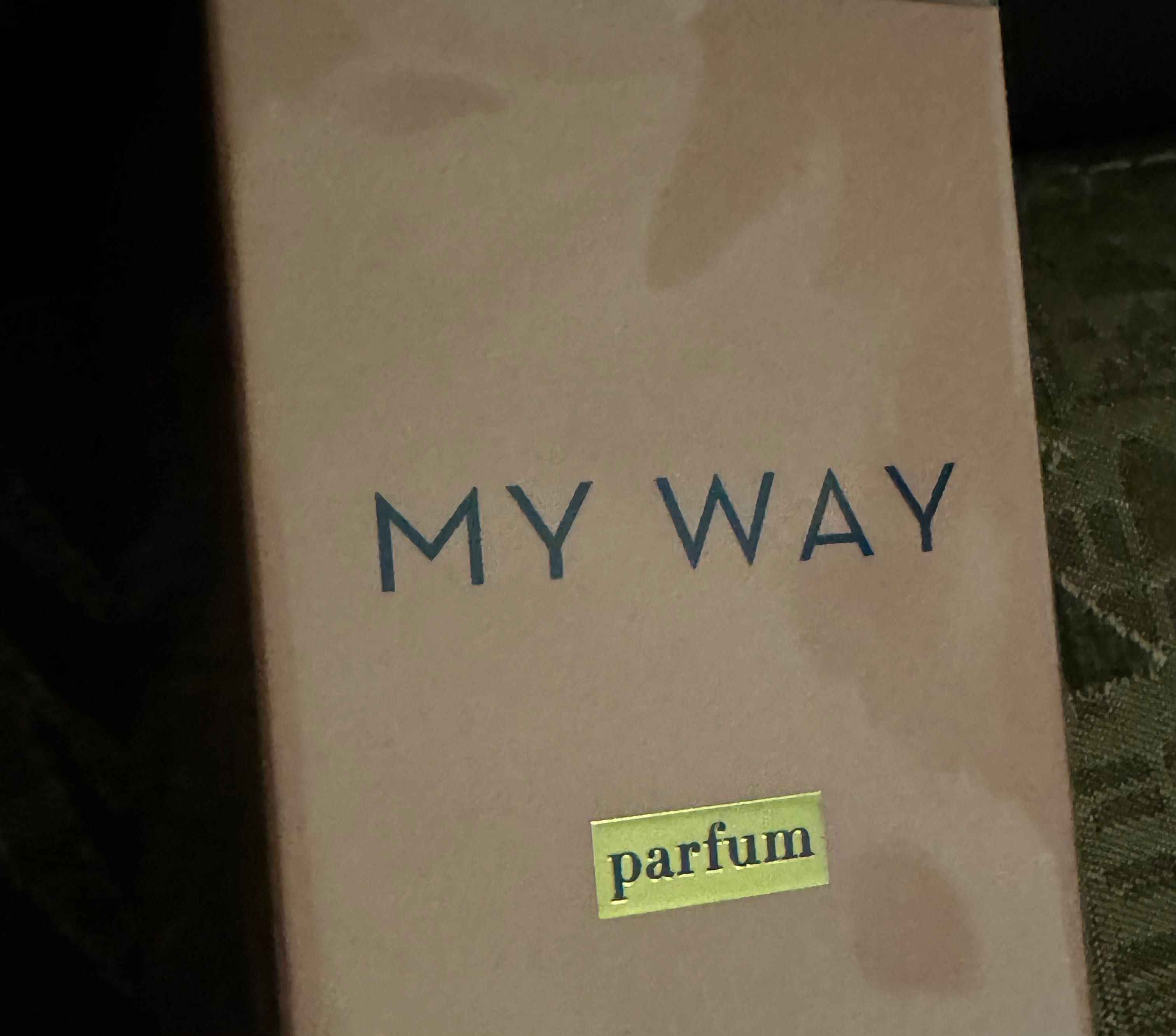 лимитиран парфюм талисман!100 % оригинал изчерпан в цял свят MY WAY GA