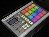 Controller NI Maschine Mikro MK2