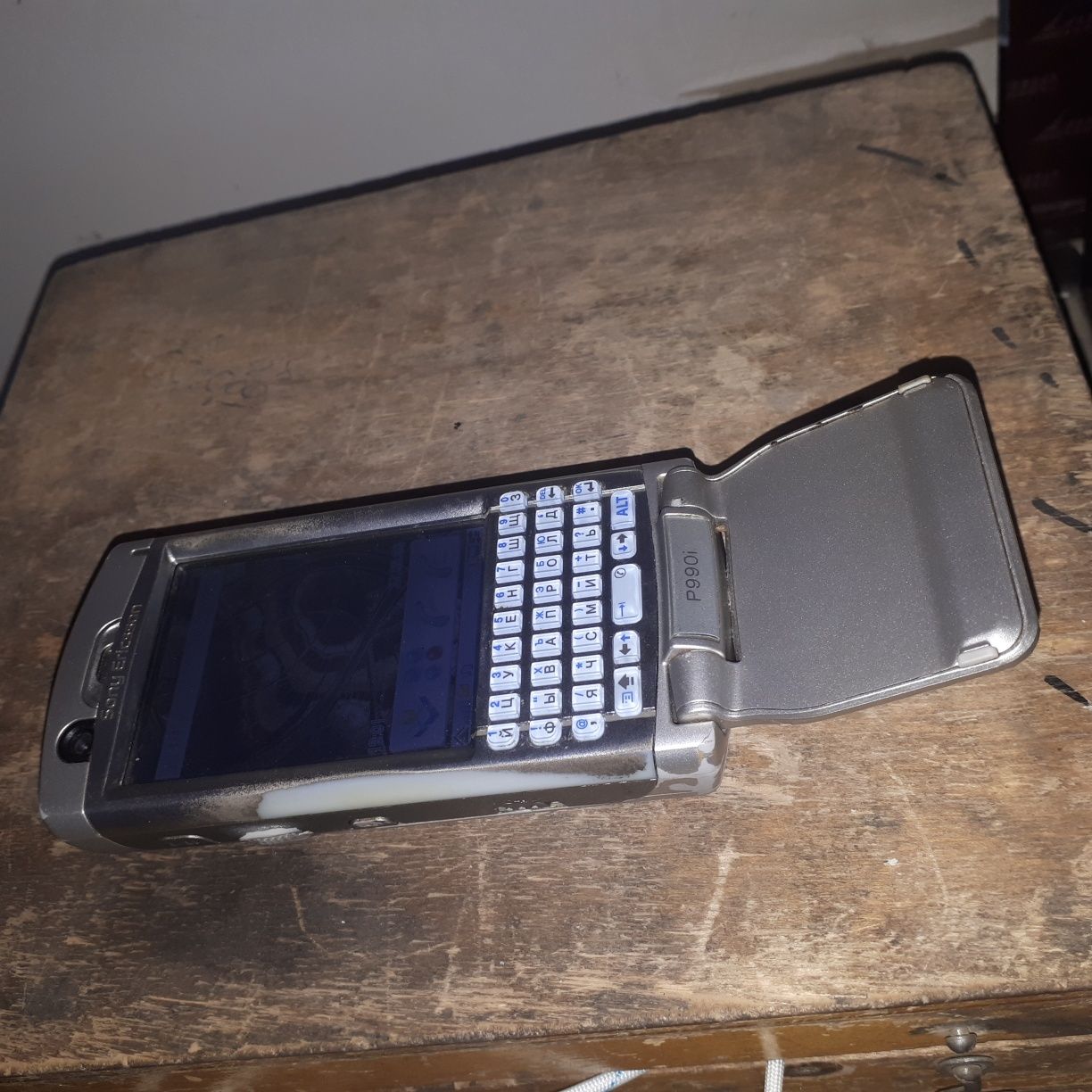 Sony Ericsson p990i