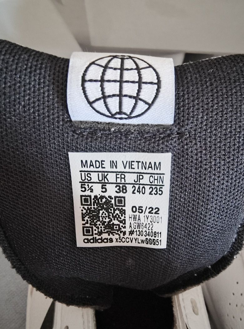 Маратонки Adidas 38 номер