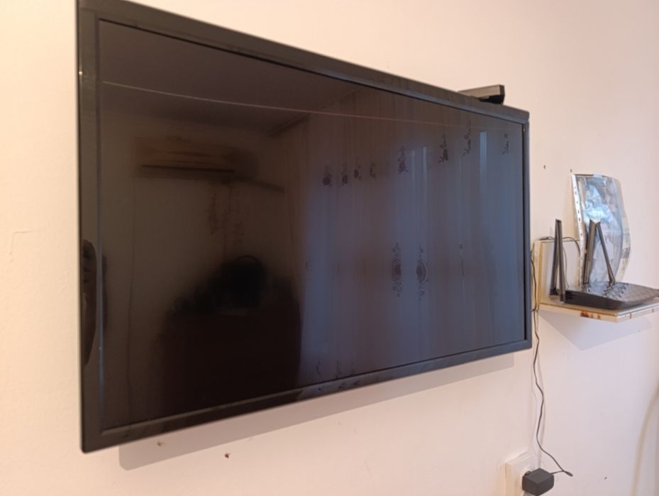 Продается телевизор