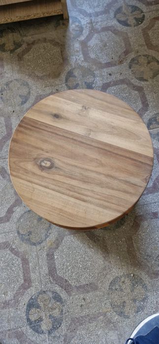 Suporturi din lemn cu roti pentur ghivece