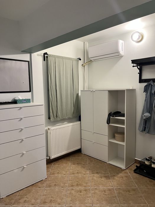 Inchiriez apartament 3 camere decom - str. Verigei, Piata Progresul