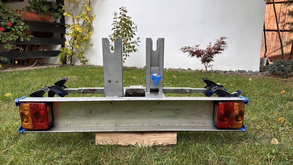 Suport biciclete auto pe cârlig