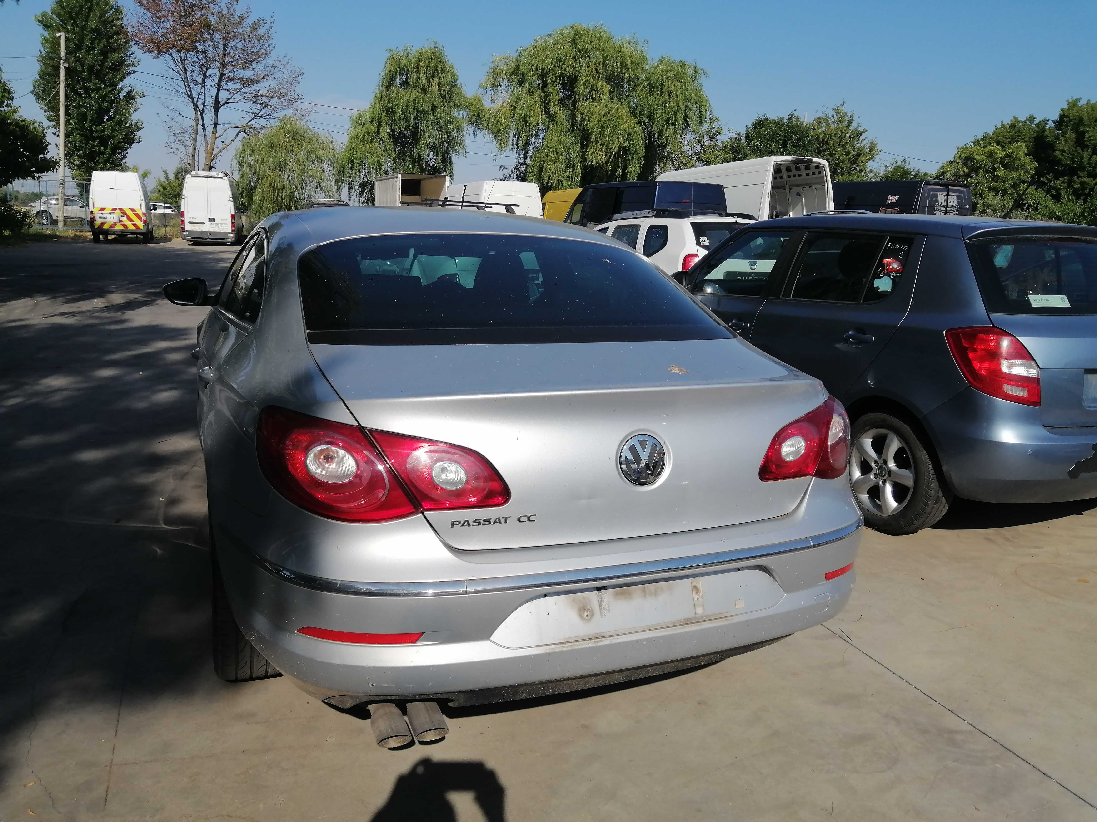 Dezmembram Passat CC