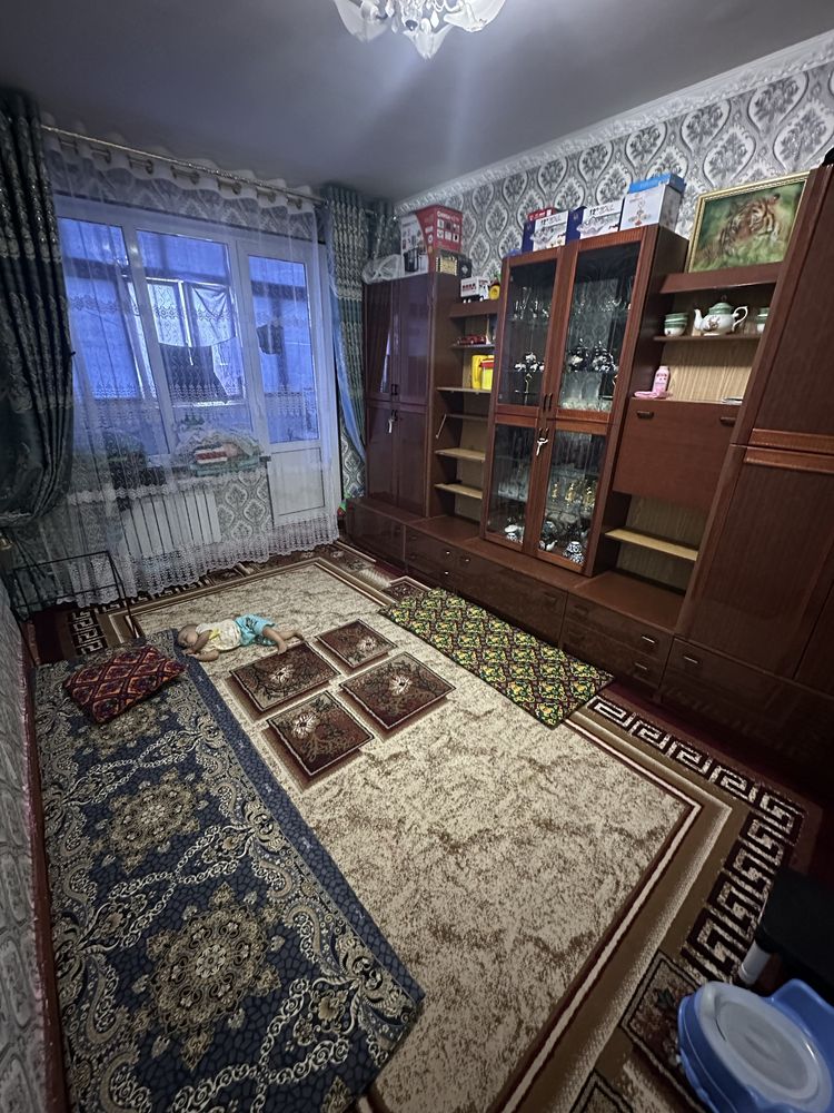 Уй сотилади 3х хоналик панелный