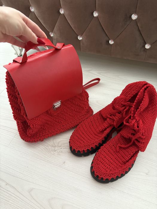 Set ghete si rucsac crosetate manual